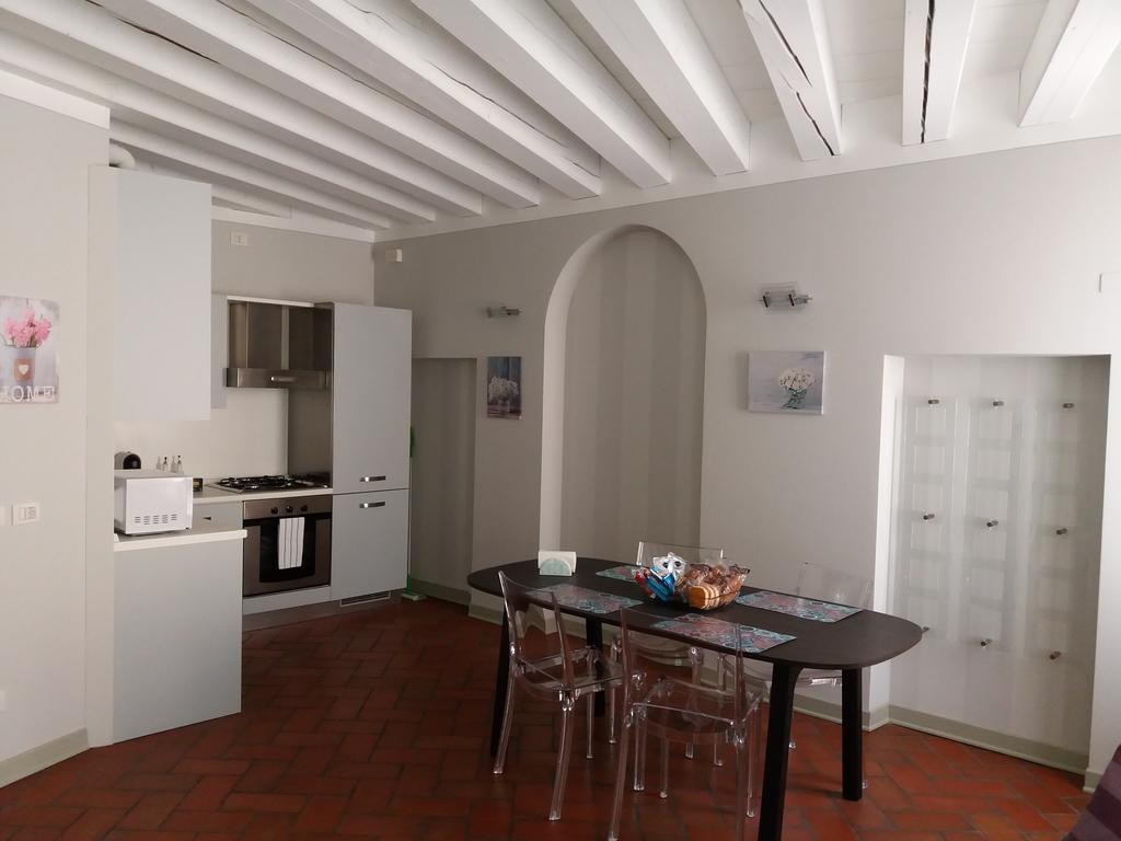 Eleganti Dimore Apartment Brescia